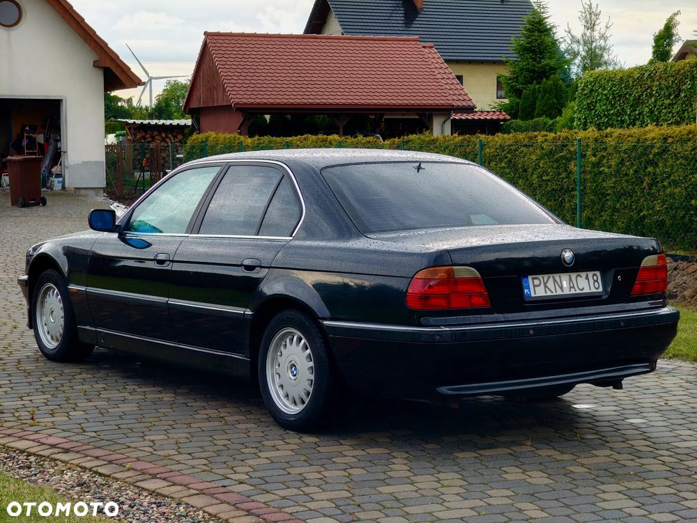 BMW Seria 7 - 5