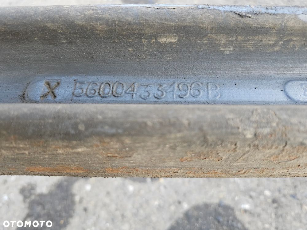 BELKA OŚ PRZEDNIA PIASTY PIASTA ZWROTNICE RENAULT MIDLUM DCI DXI FELGI 19,5'' - 10