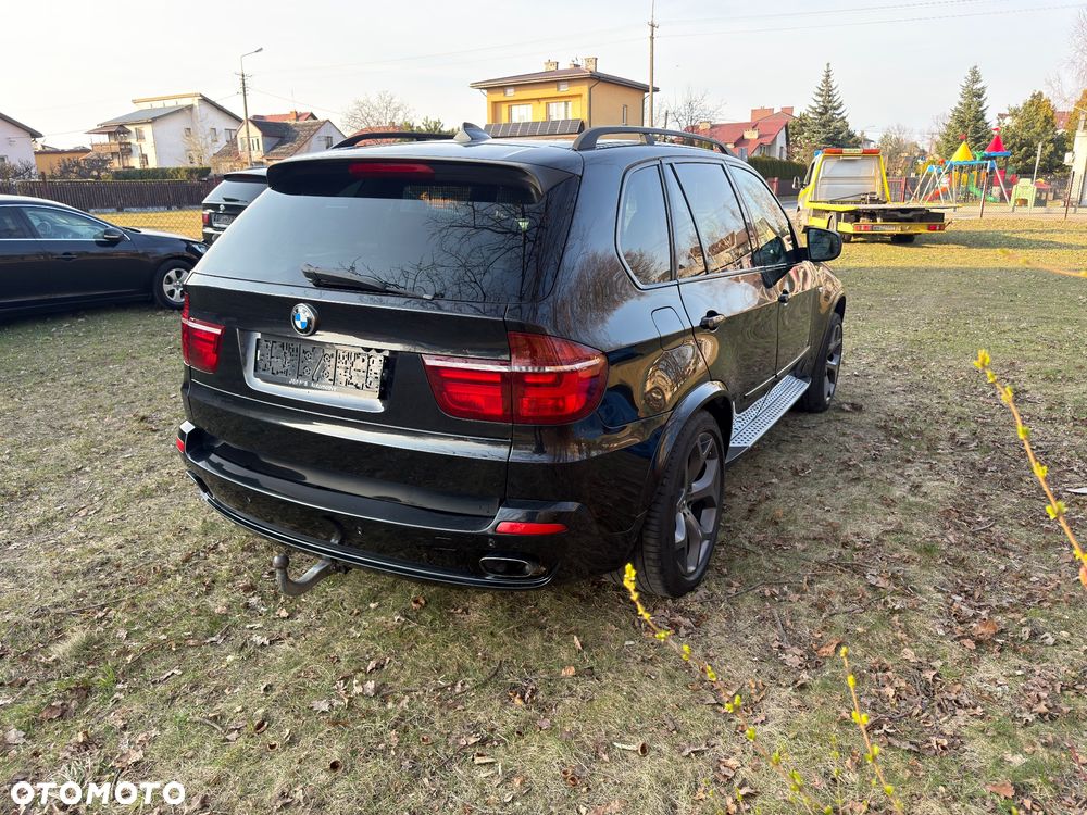 BMW X5 xDrive48i - 6