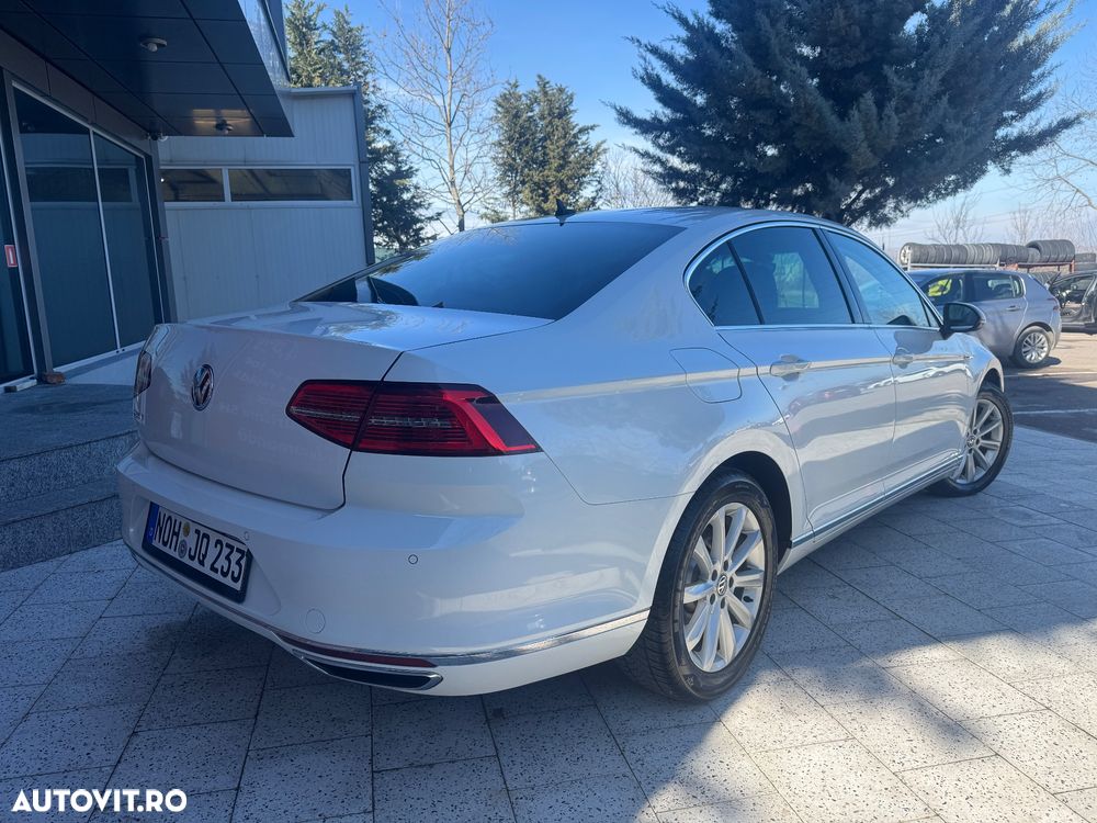 Volkswagen Passat 2.0 TDI SCR DSG 4Motion Business - 2