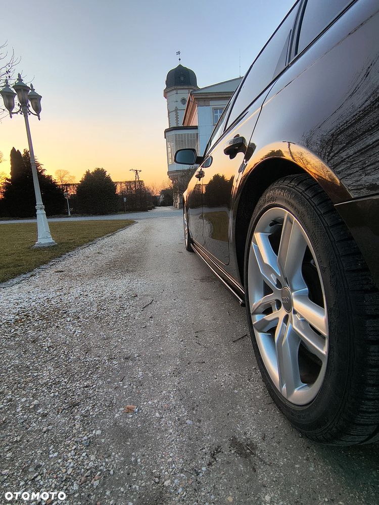 Audi A4 Avant 3.0 TDI DPF clean diesel quattro S tronic Ambition - 33