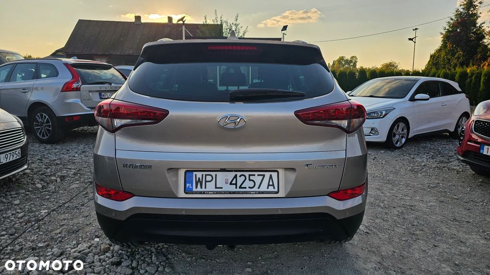 Hyundai Tucson blue 1.7 CRDi 2WD DCT Premium - 20