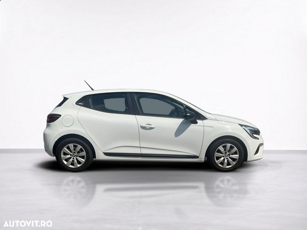 Renault Clio - 8