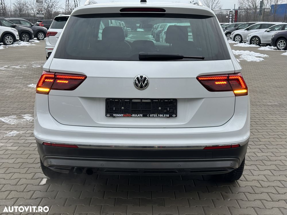 Volkswagen Tiguan 2.0 TDI SCR 4MOTION (BlueMotion Techn.) DSG Comfortline - 17