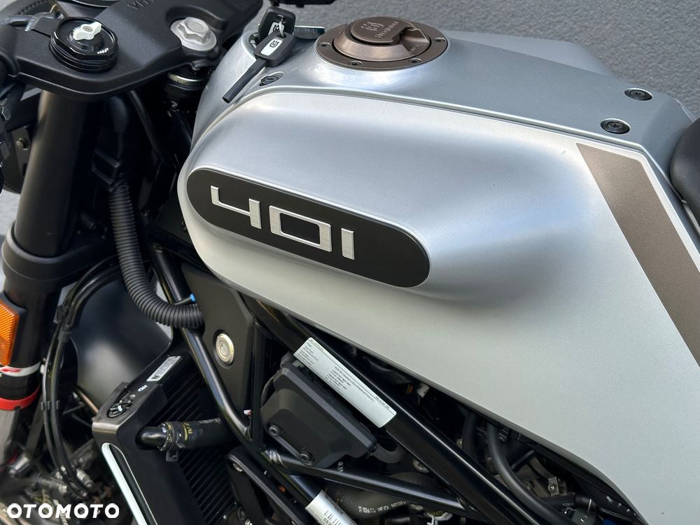 Husqvarna Vitpilen - 12