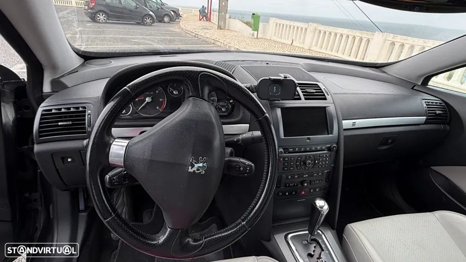 Peugeot 407 2.7 HDi V6 - 11