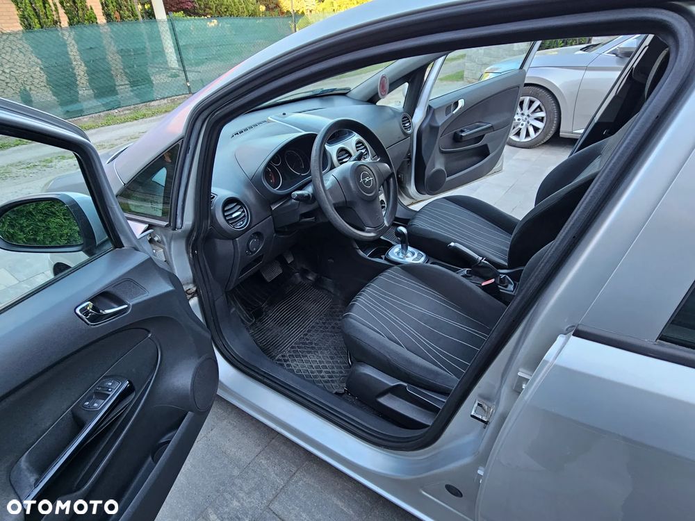 Opel Corsa - 14