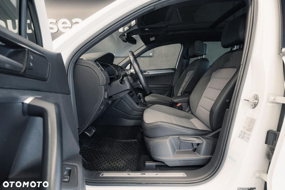 Volkswagen Tiguan - 14