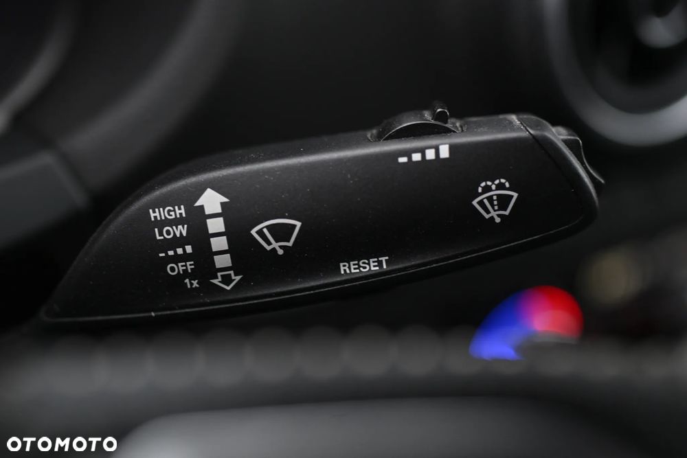 Audi A3 Limousine 2.0 TDI S line Sportpaket - 32