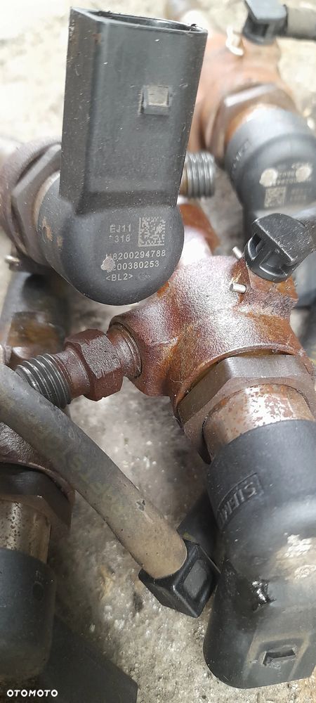 NISSAN RENAULT 1.5 DCI wtryskiwacz H8200294788 - 2