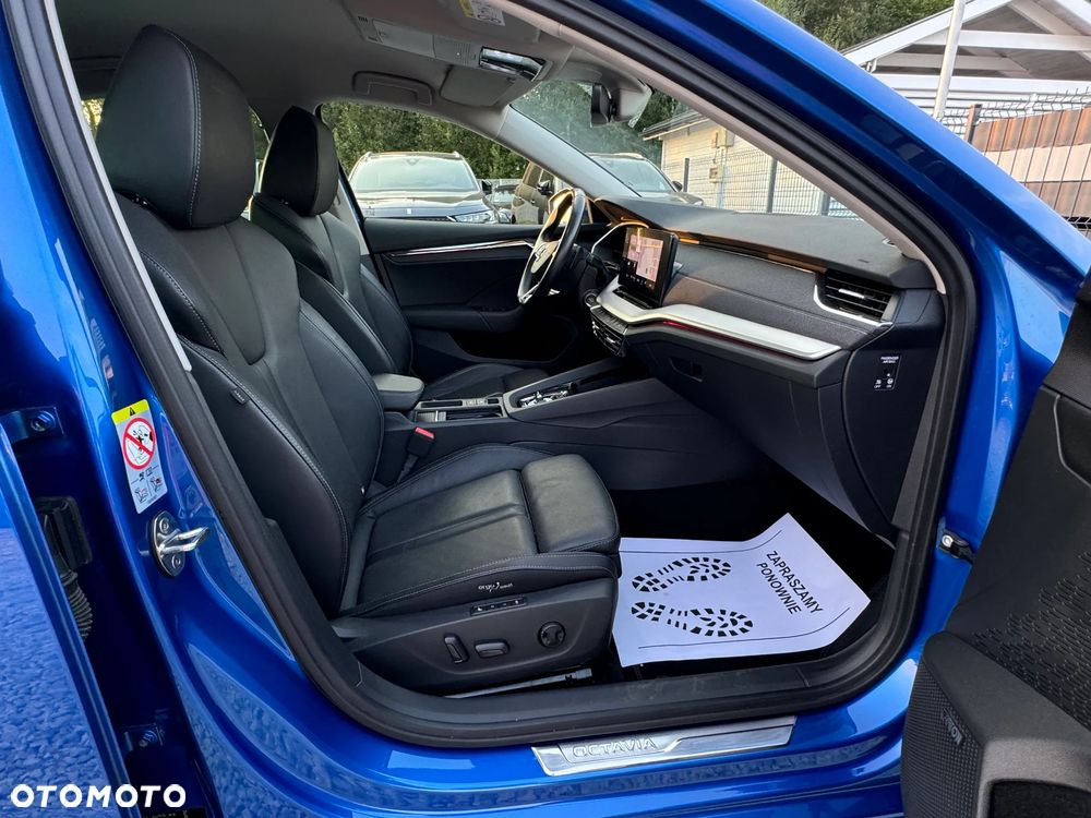 Skoda Octavia 2.0 TDI L&K DSG - 33