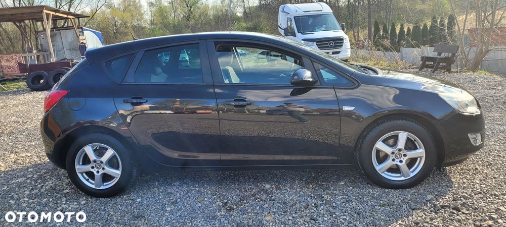 Opel Astra 1.4 ecoFLEX - 30