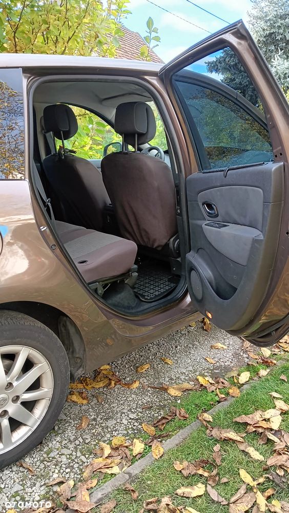 Renault Grand Scenic Gr 1.9 dCi Privilege - 9