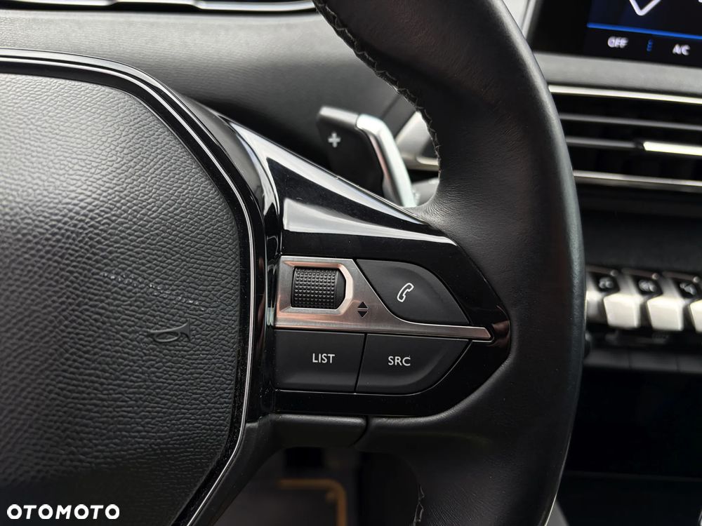Peugeot 5008 1.2 PureTech Allure S&S EAT8 - 23