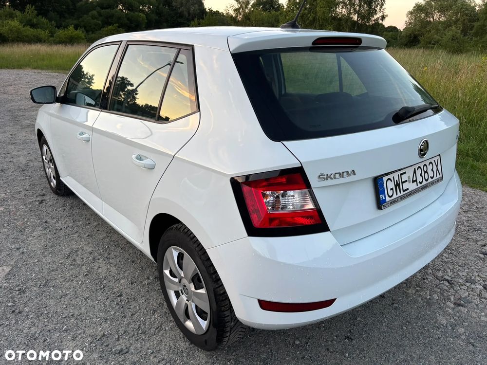 Skoda Fabia 1.0 MPI Active - 21