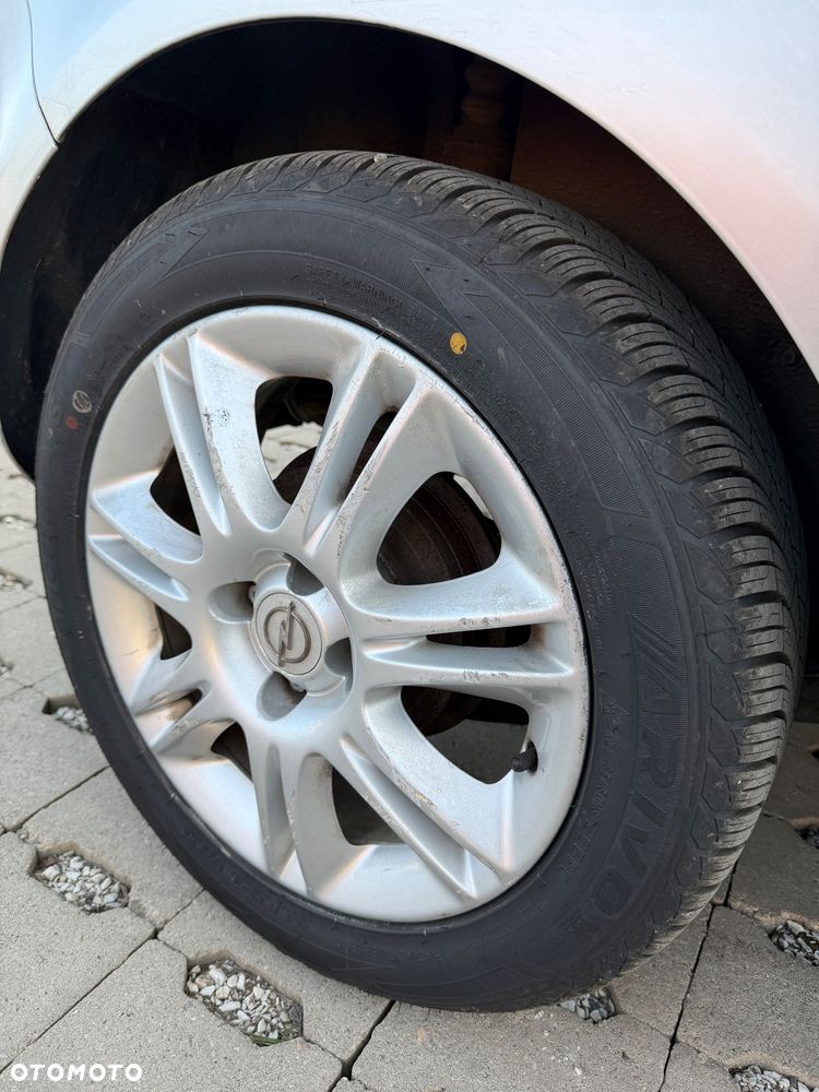 Opel Corsa 1.2 16V - 15