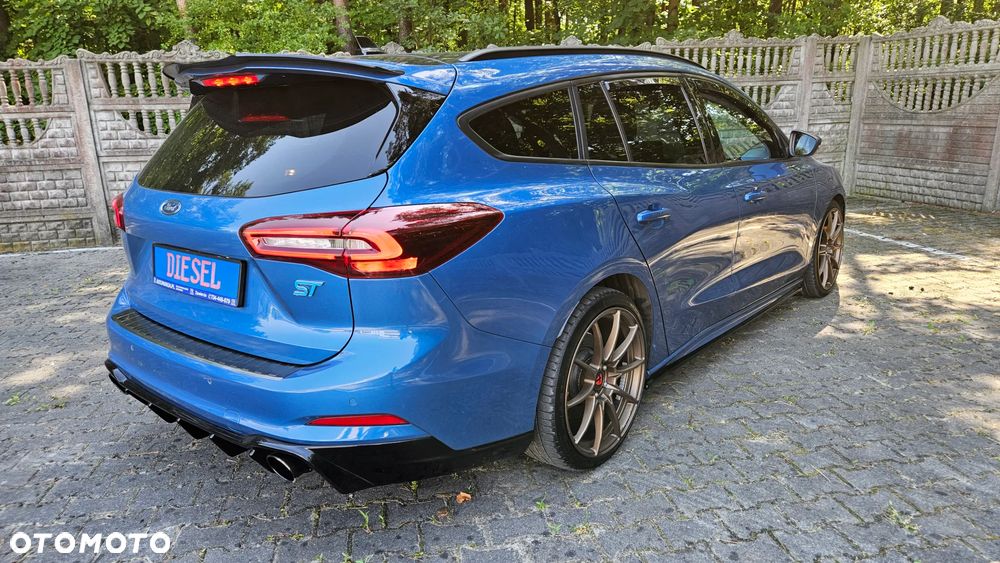 Ford Focus 2.0 EcoBlue S&S ST - 3
