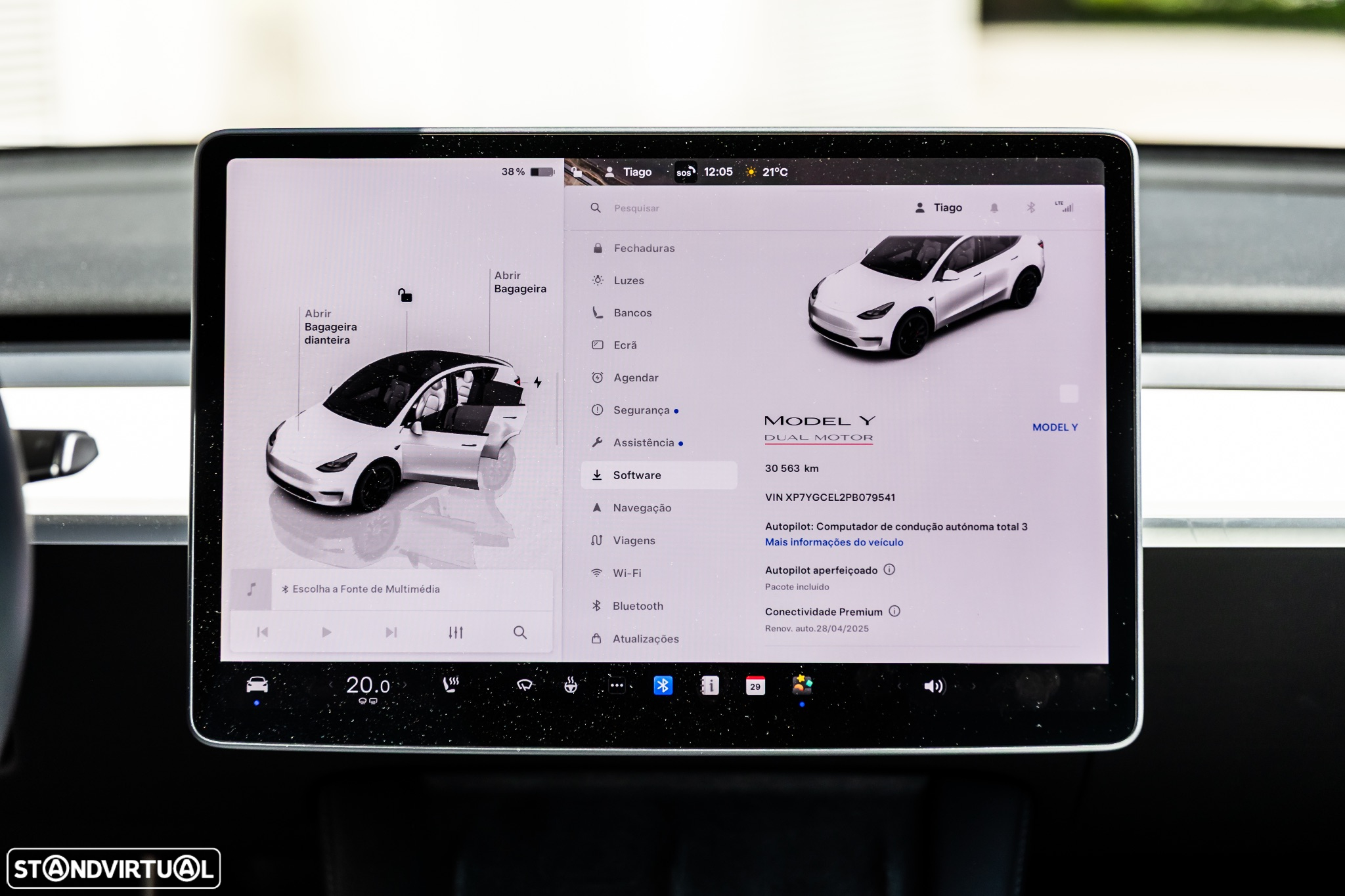 Tesla Model Y Performance Dual Motor AWD - 13