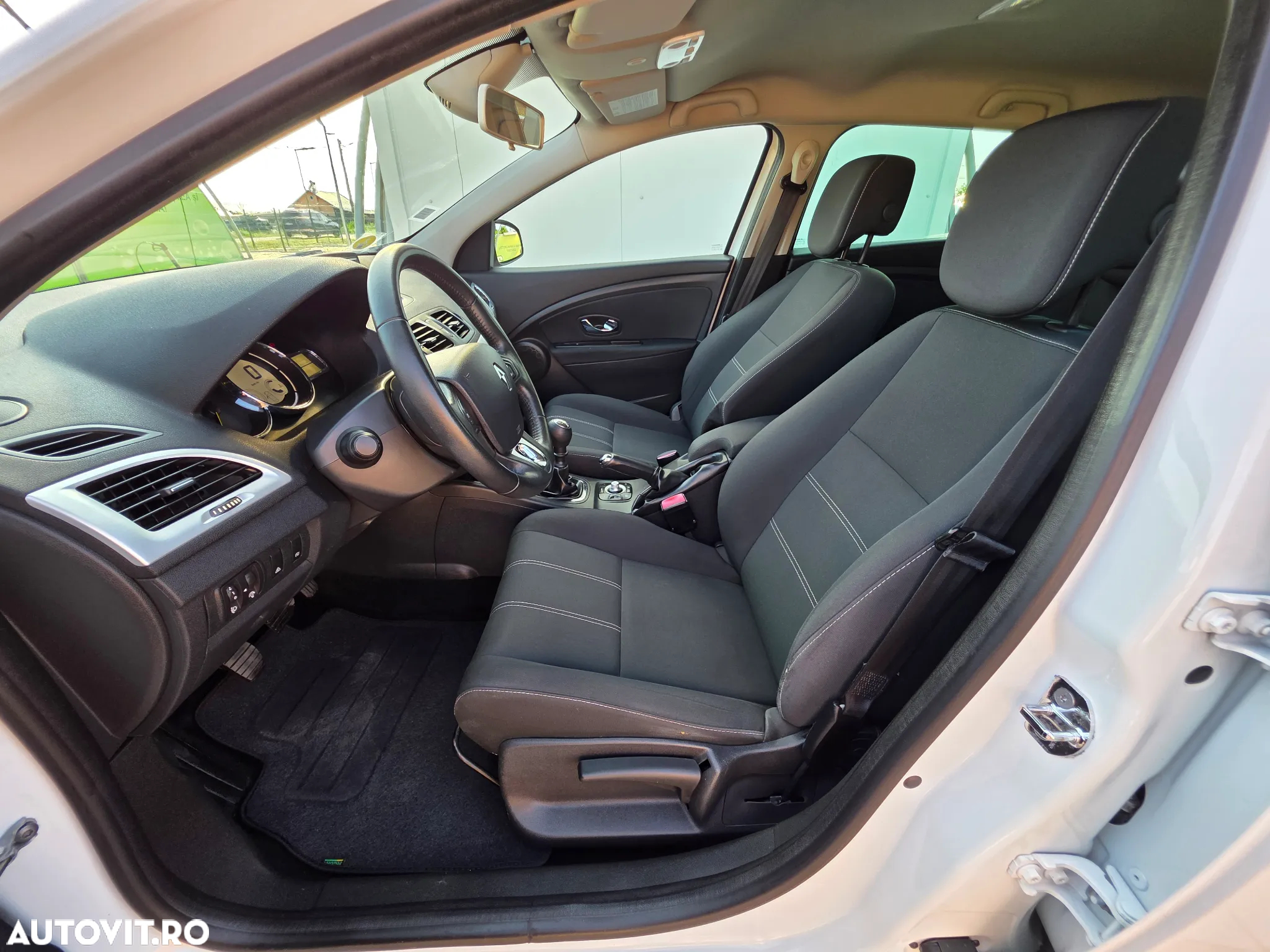 Renault Megane dCi 110 FAP LIMITED - 15