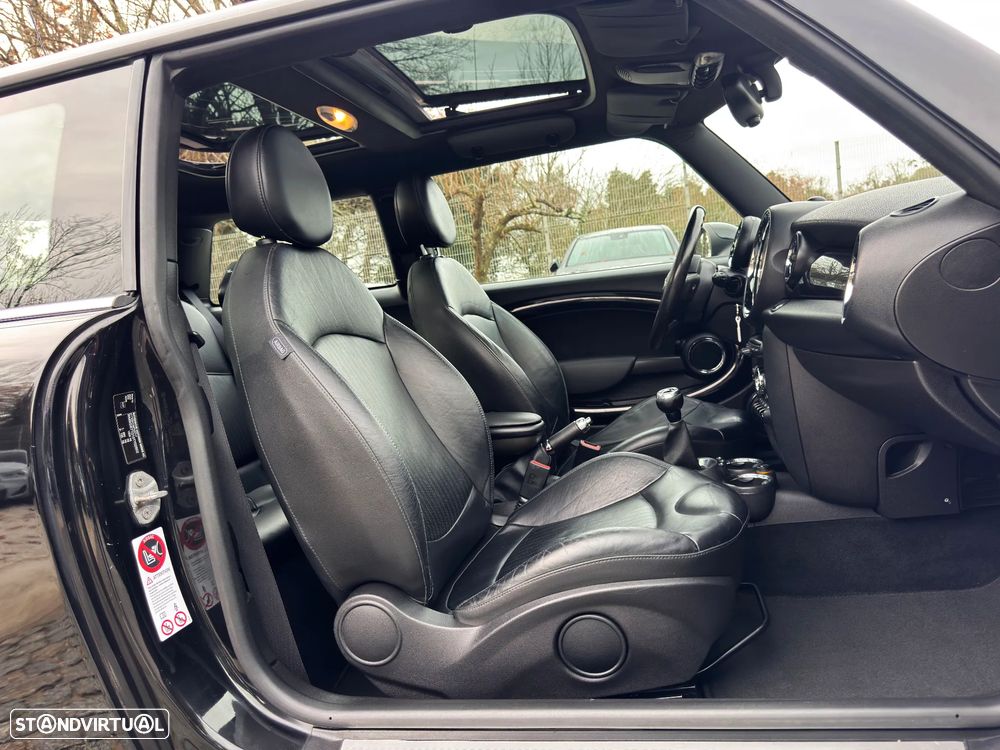 MINI 3 Portas Cooper SD - 37