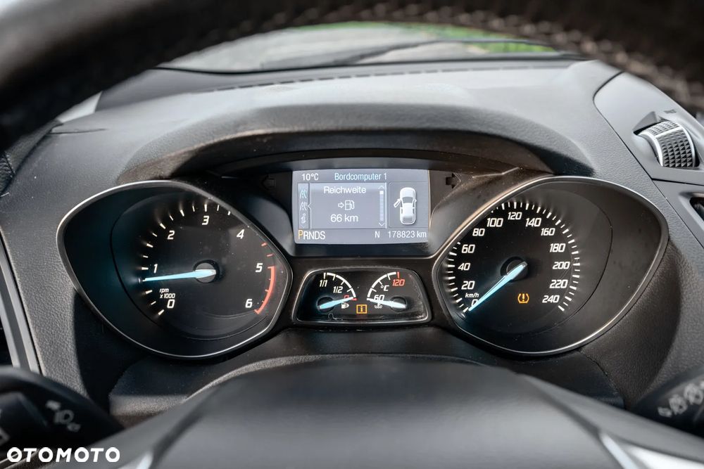 Ford Kuga 2.0 TDCi 4x4 Trend - 18