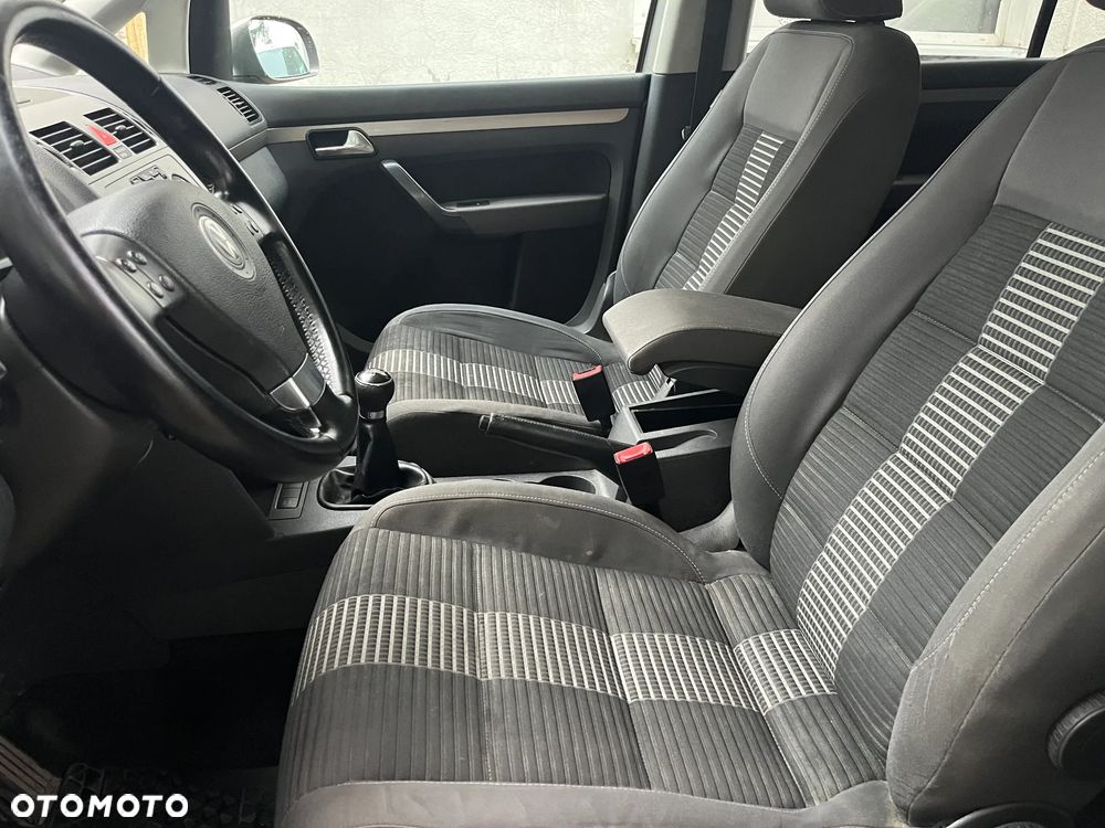 Volkswagen Touran 1.4 TSI Highline - 6