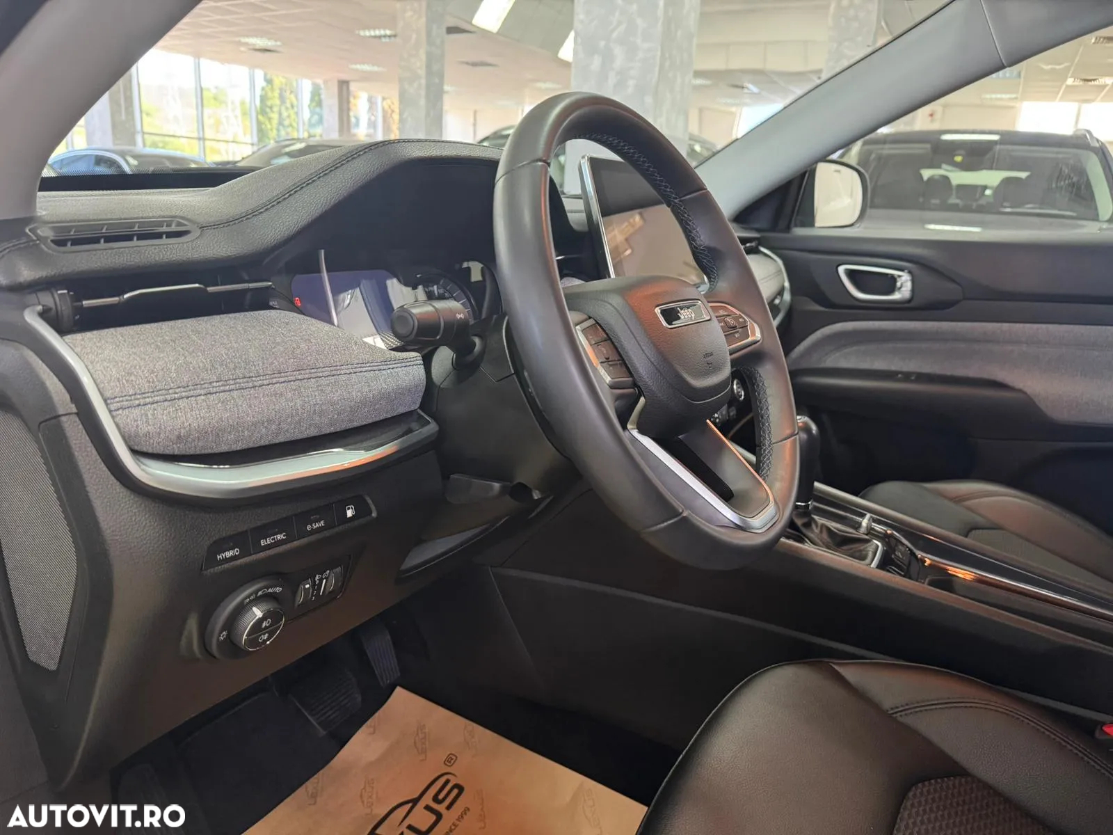 Jeep Compass 1.3T 4xe AT6 PHEV S - 4