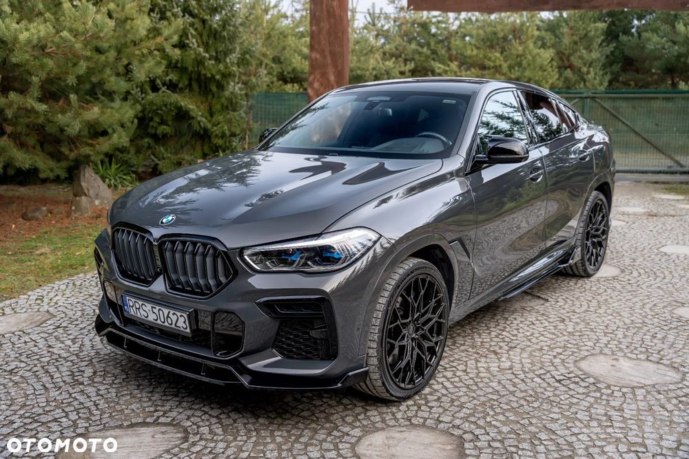 BMW X6 M50i - 13