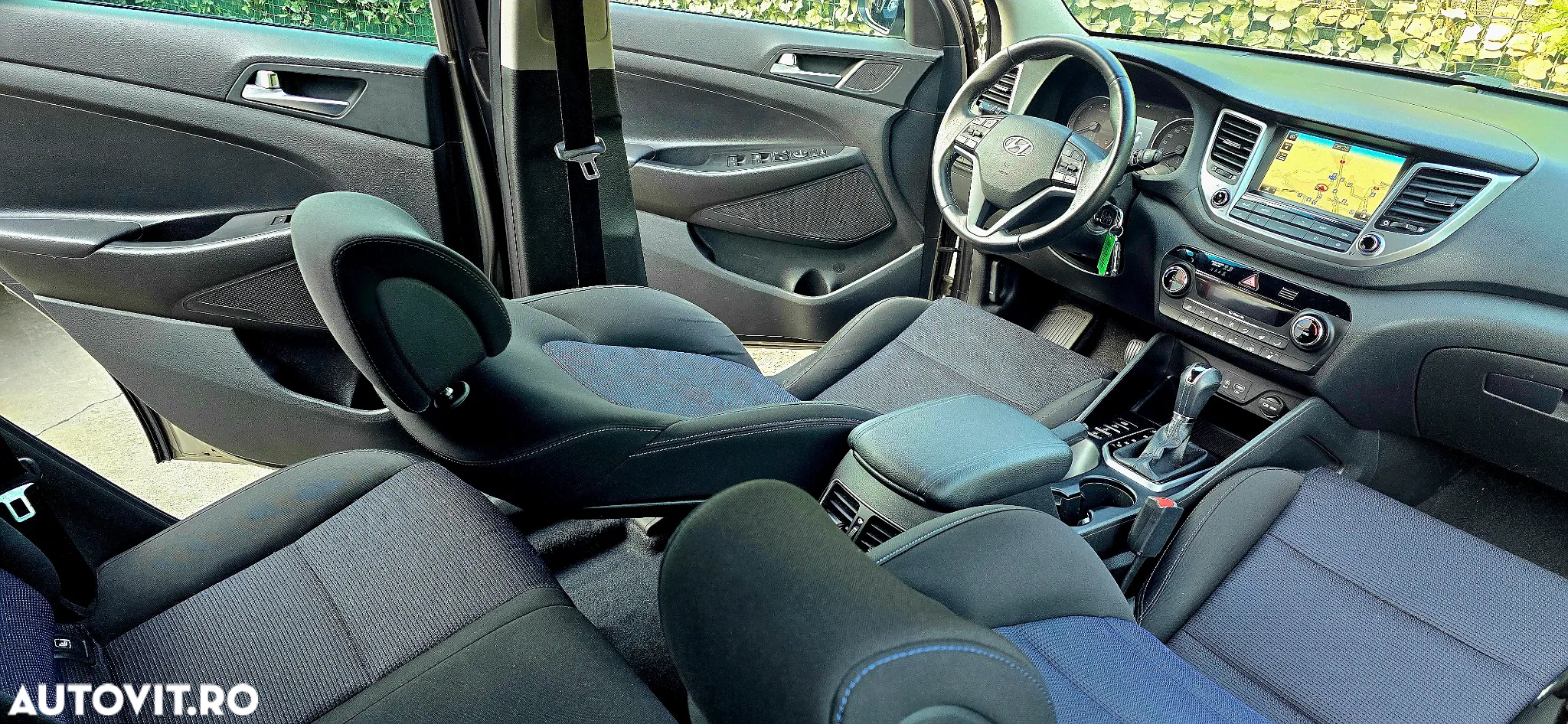 Hyundai Tucson 2.0 CRDI 4WD Automatik Advantage - 6