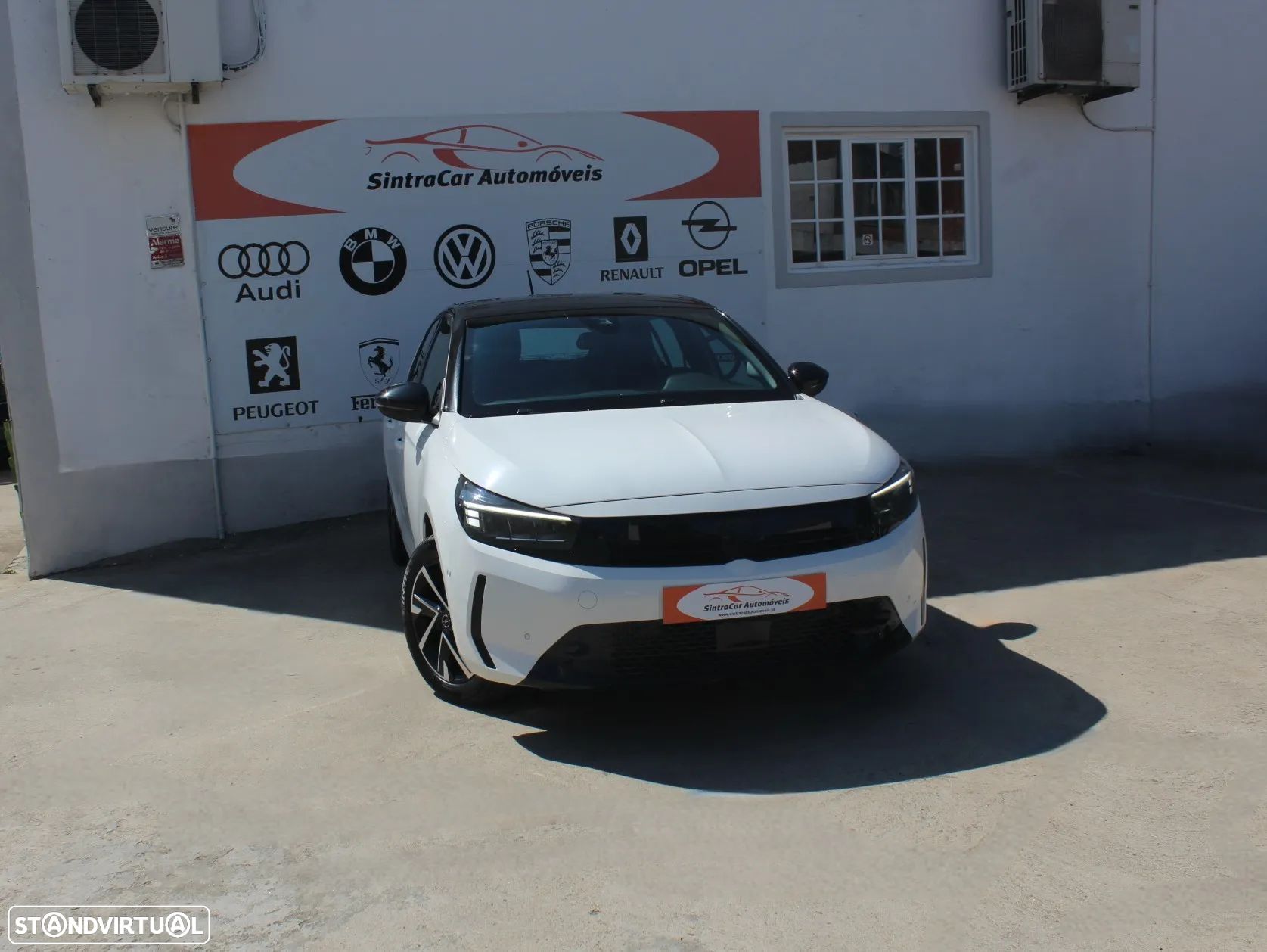 Opel Corsa 1.2 T GS - 1