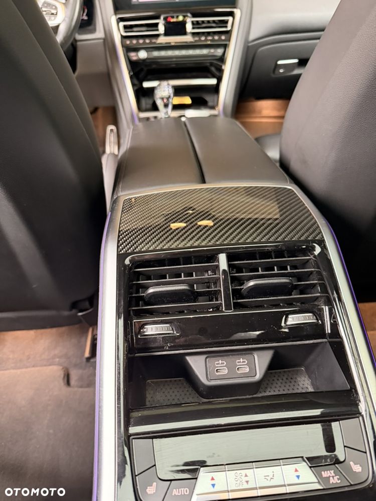 BMW Seria 8 - 6