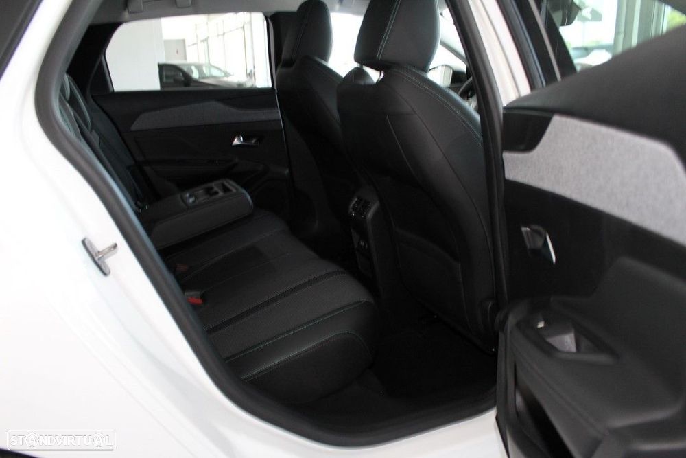 Peugeot 308 SW 1.2 PureTech Allure EAT8 - 12