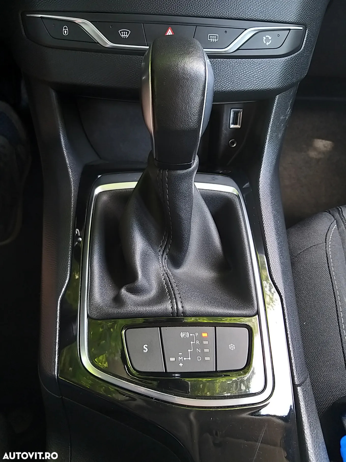 Peugeot 308 BlueHDi FAP 120 EAT6 Stop & Start Allure - 7