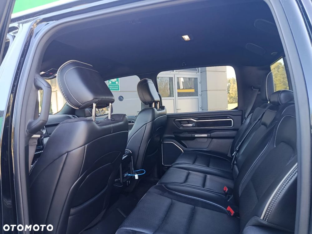 Dodge RAM 5.7 4x4 - 24