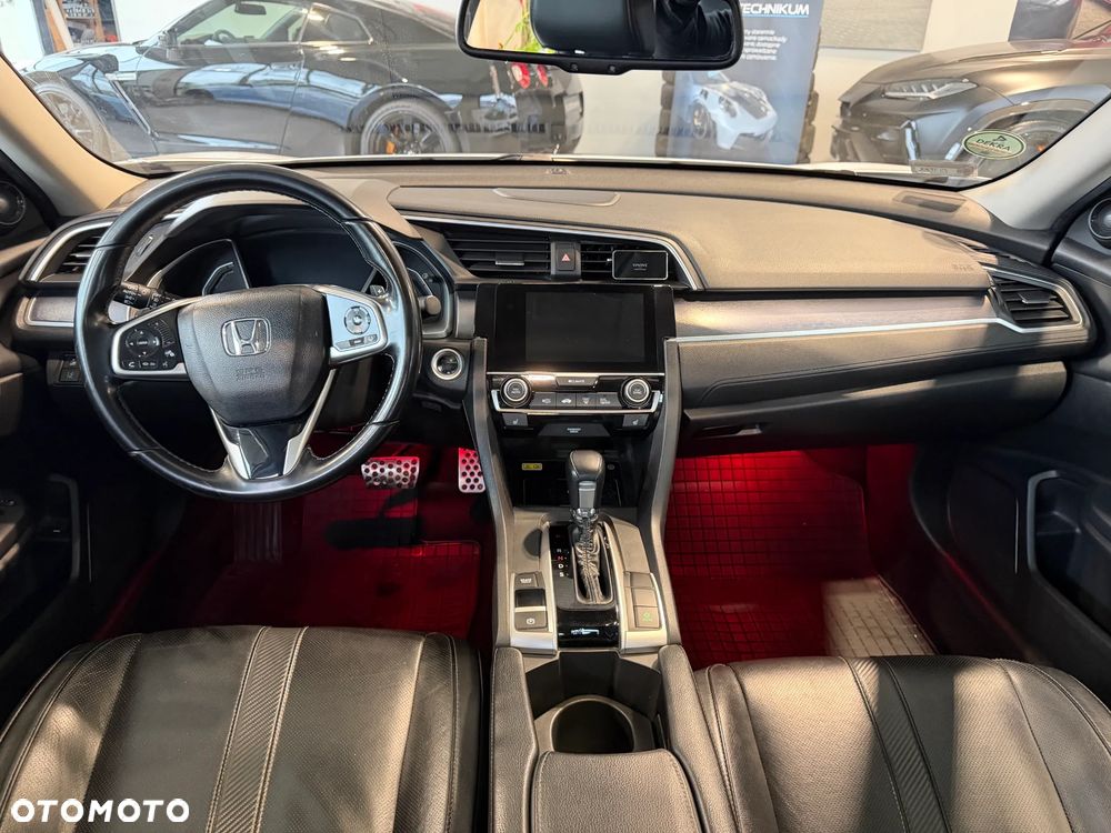 Honda Civic 1.5 T Executive CVT - 24