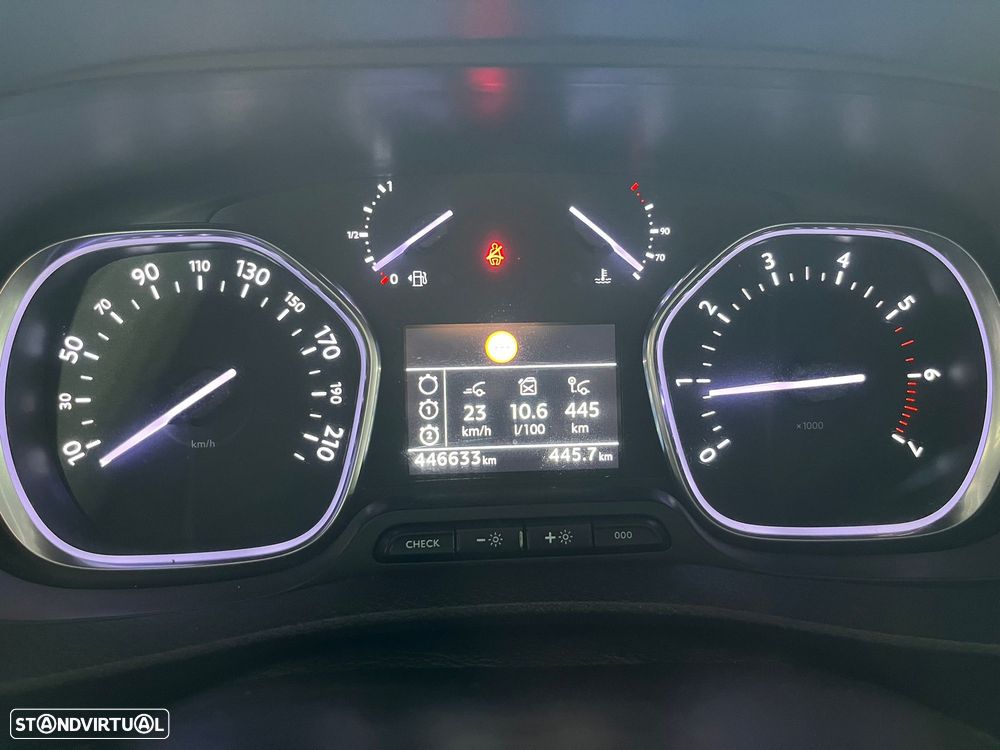 Peugeot Expert 2.0 BlueHDi L2H1 Semi-Vidrado - 31