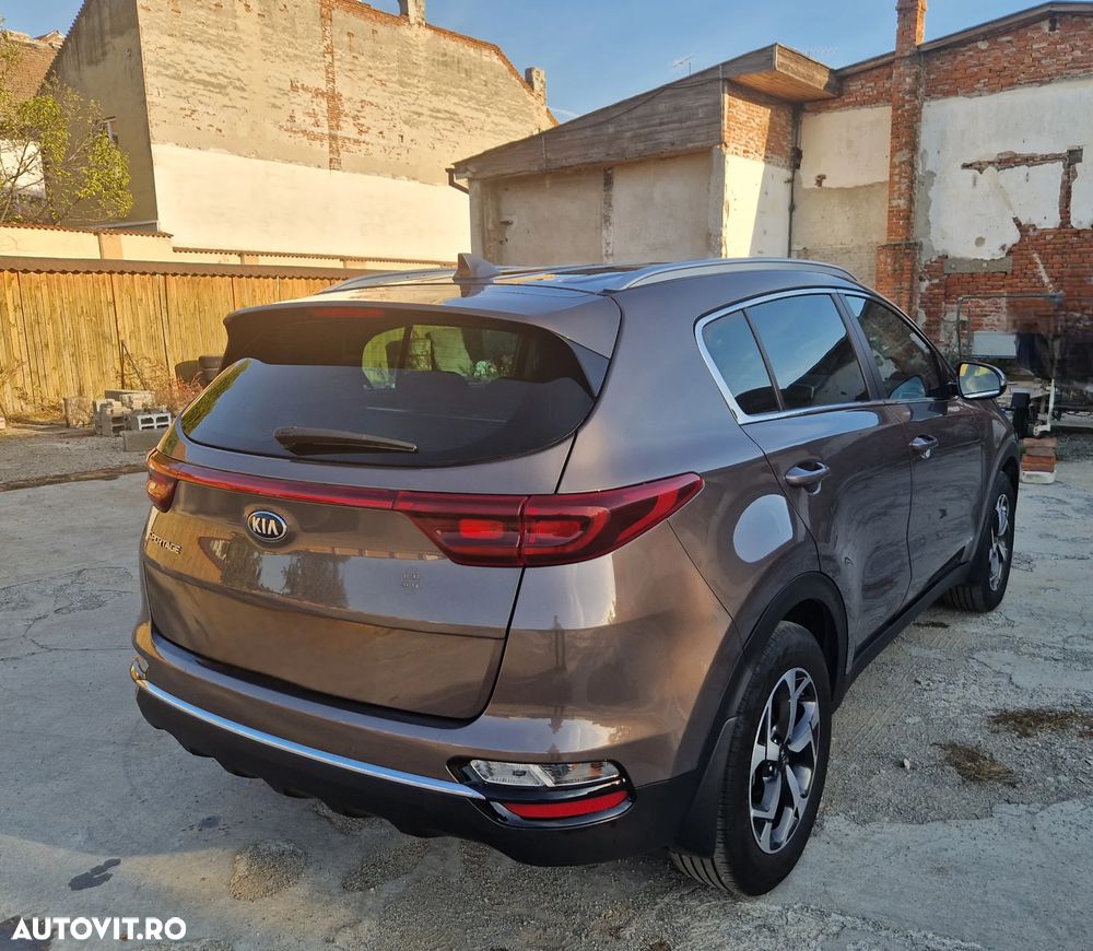 Kia Sportage 1.6 T-GDI 7DCT 4x4 Classic - 4