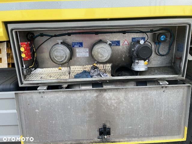 Mercedes-Benz ANTOS  Autocysterna Cysterna - 8