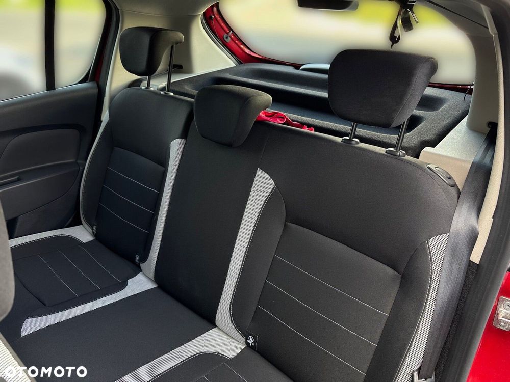 Dacia Sandero - 29