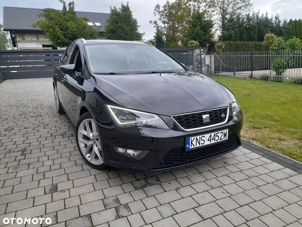 Seat Leon 2.0 TDI FR Black S&S - 4