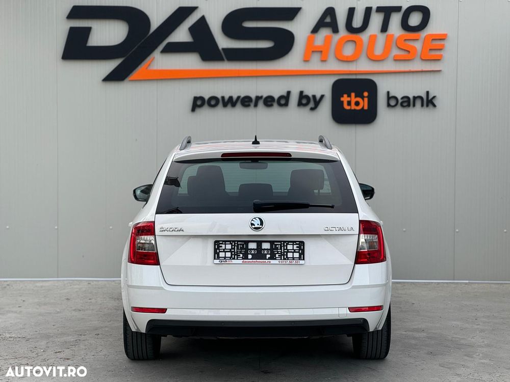 Skoda Octavia 1.6 TDI DSG Style - 8
