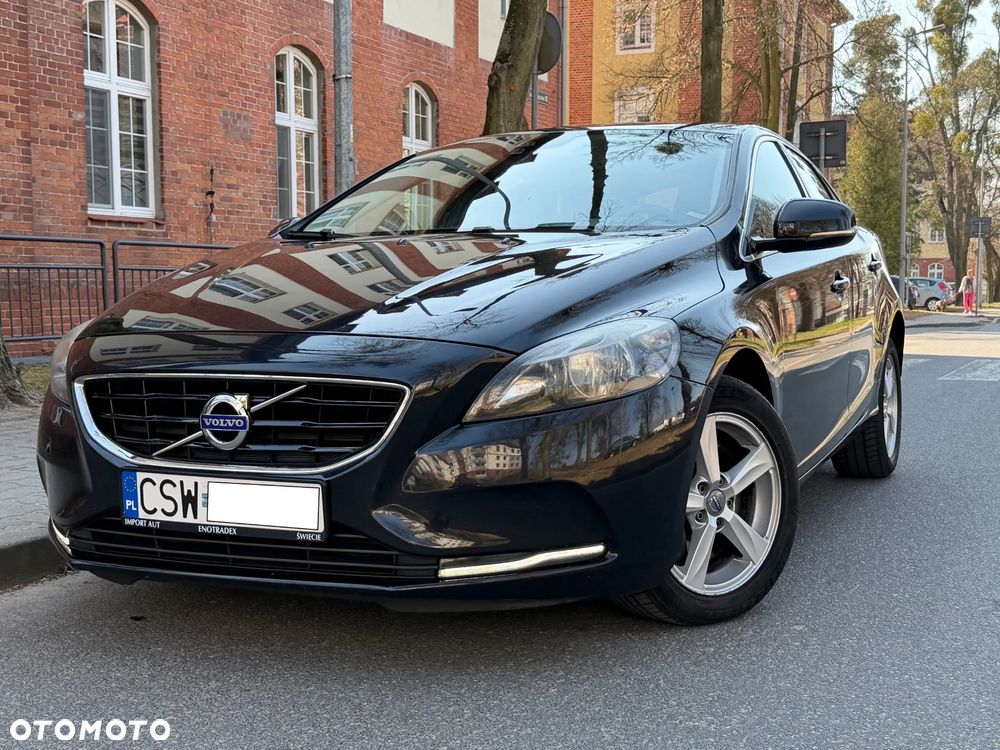 Volvo V40 D4 Inscription - 1