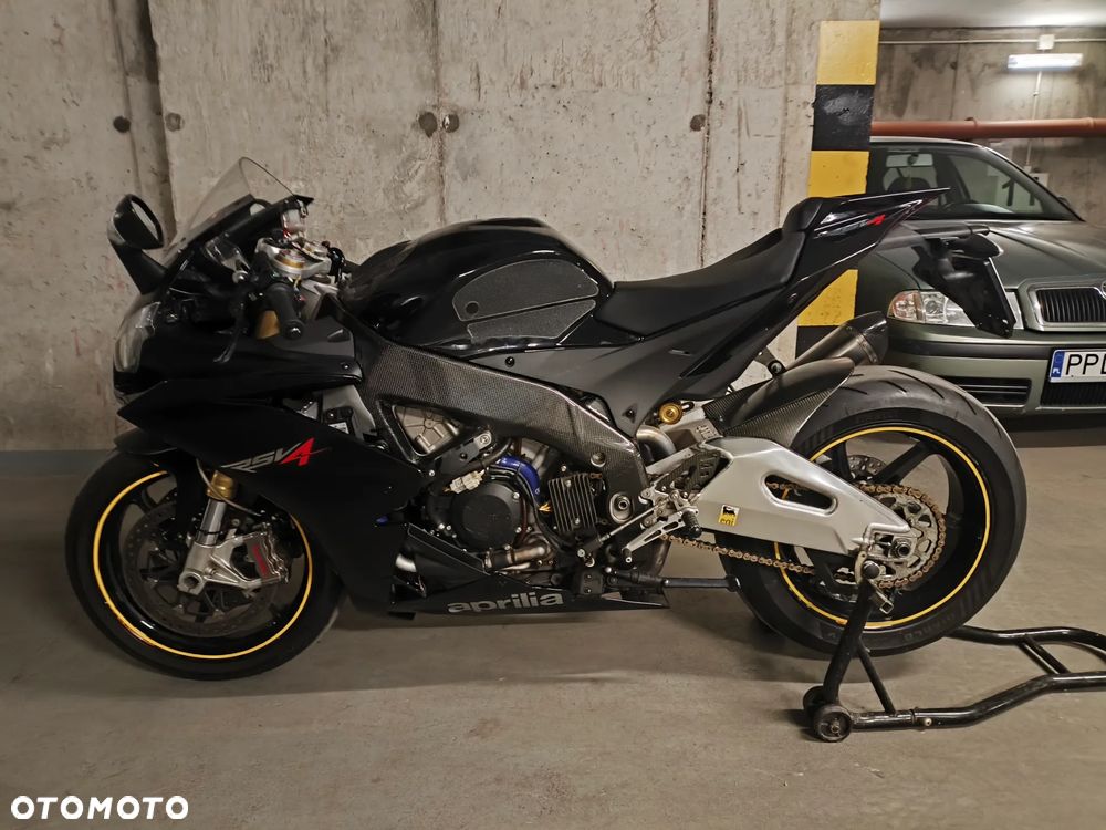 Aprilia RSV - 8