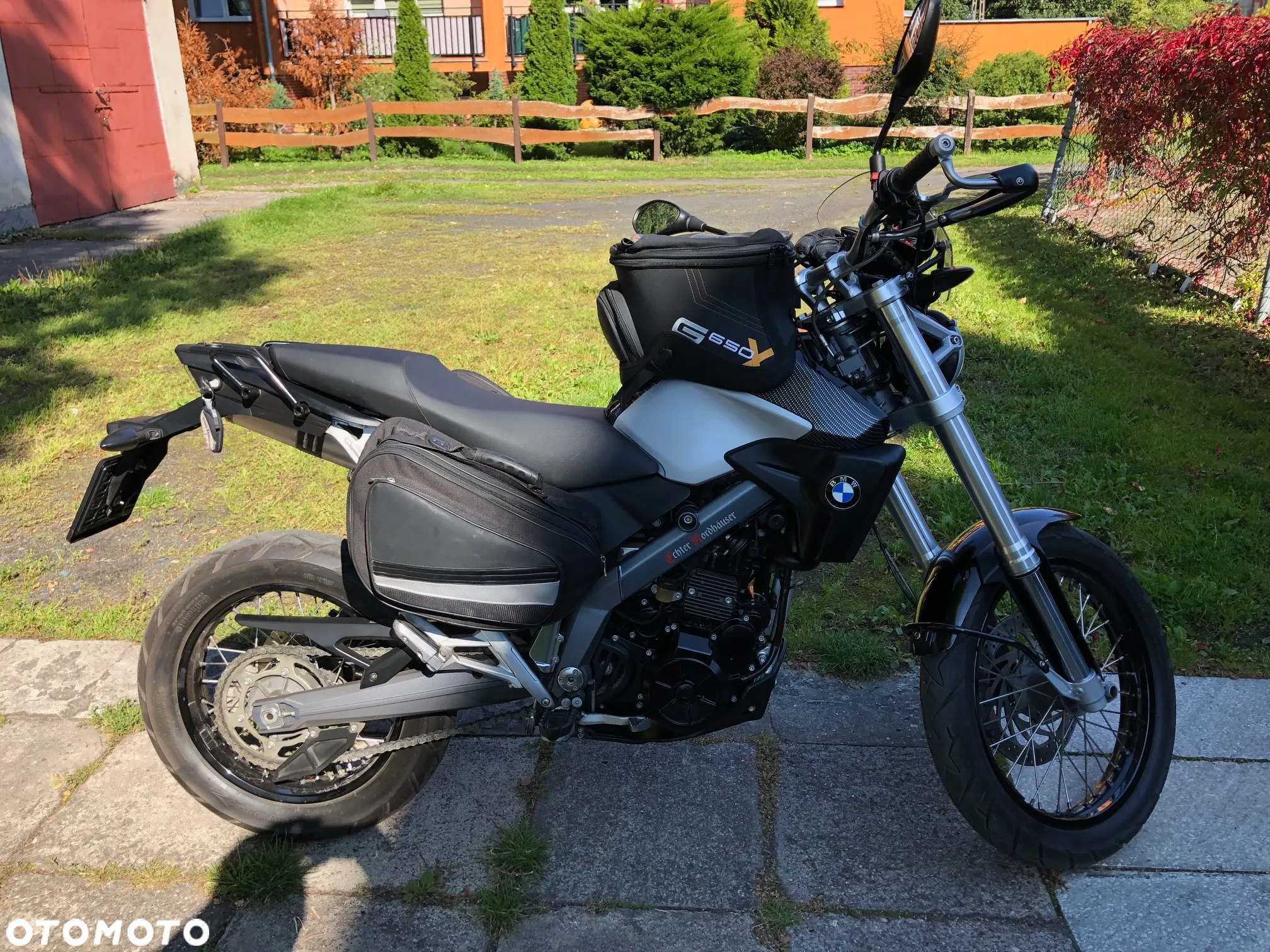 BMW G - 11