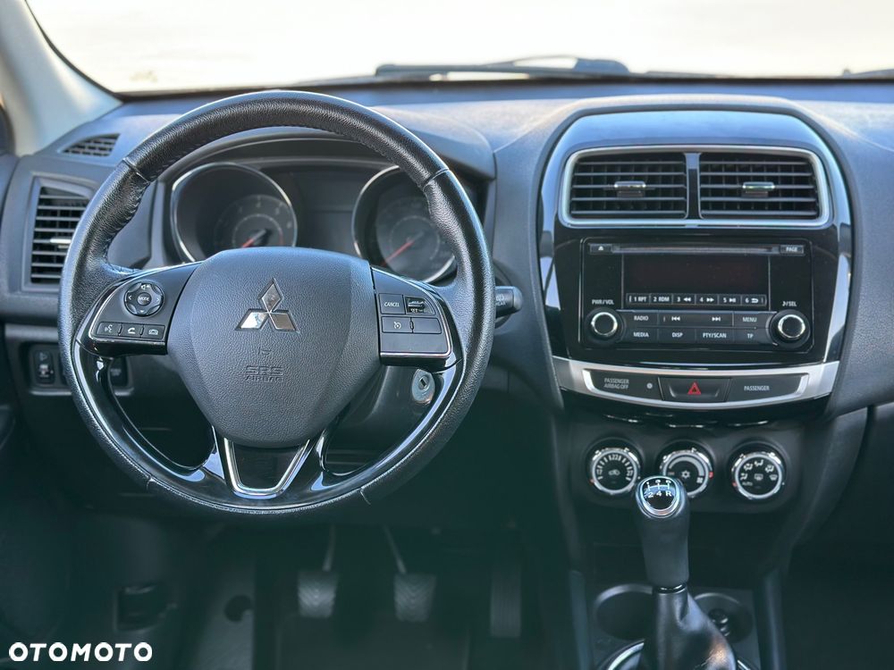 Mitsubishi ASX - 9