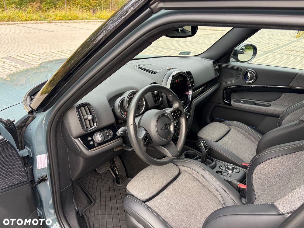 MINI Countryman Cooper Classic Trim - 6