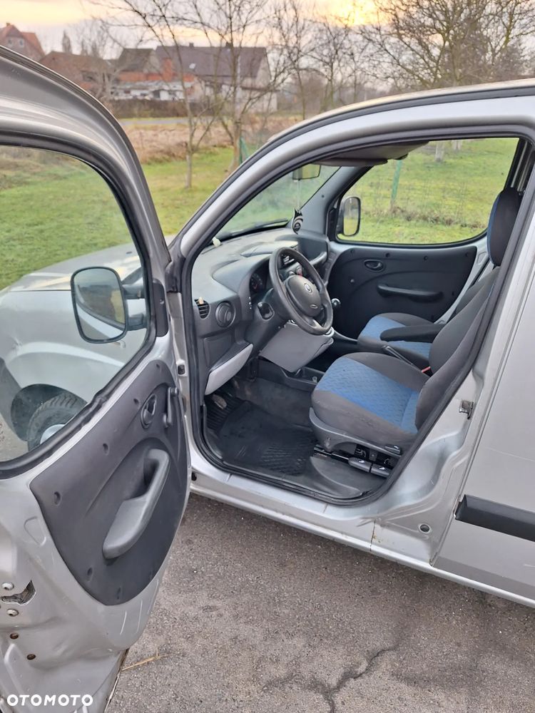 Fiat Doblo - 8