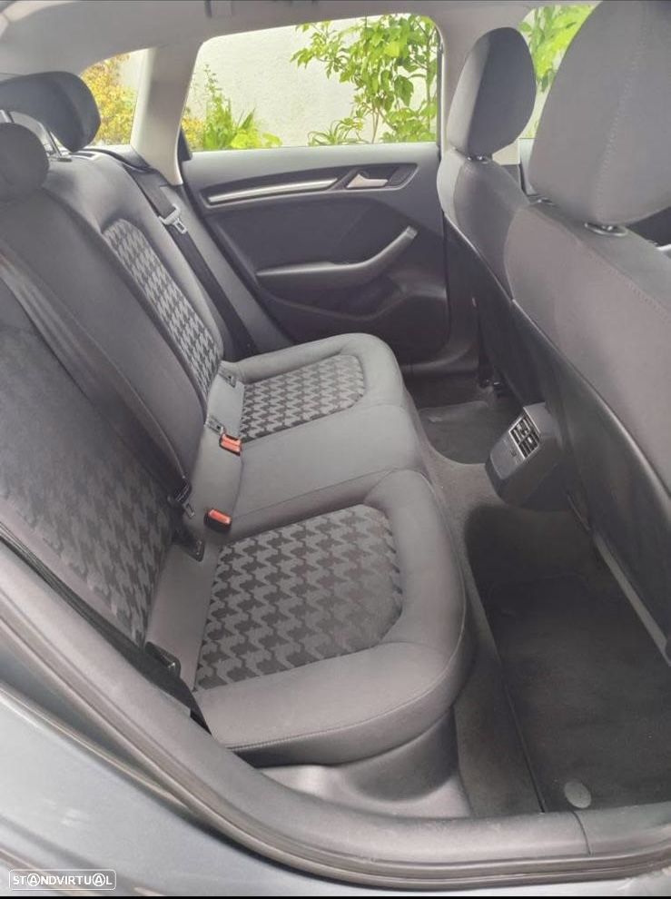 Audi A3 Sportback 1.6 TDI Sport - 8