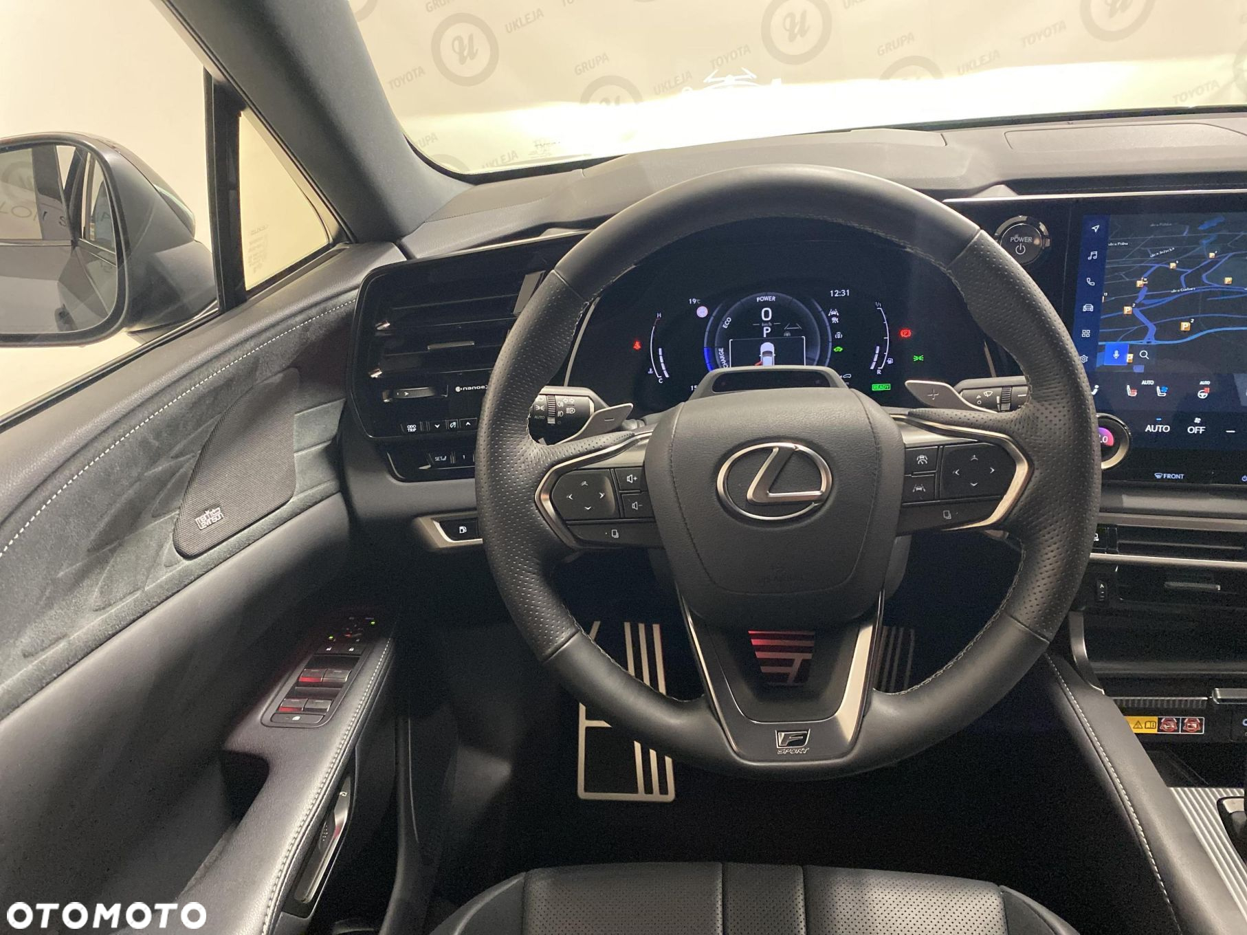 Lexus RX - 12