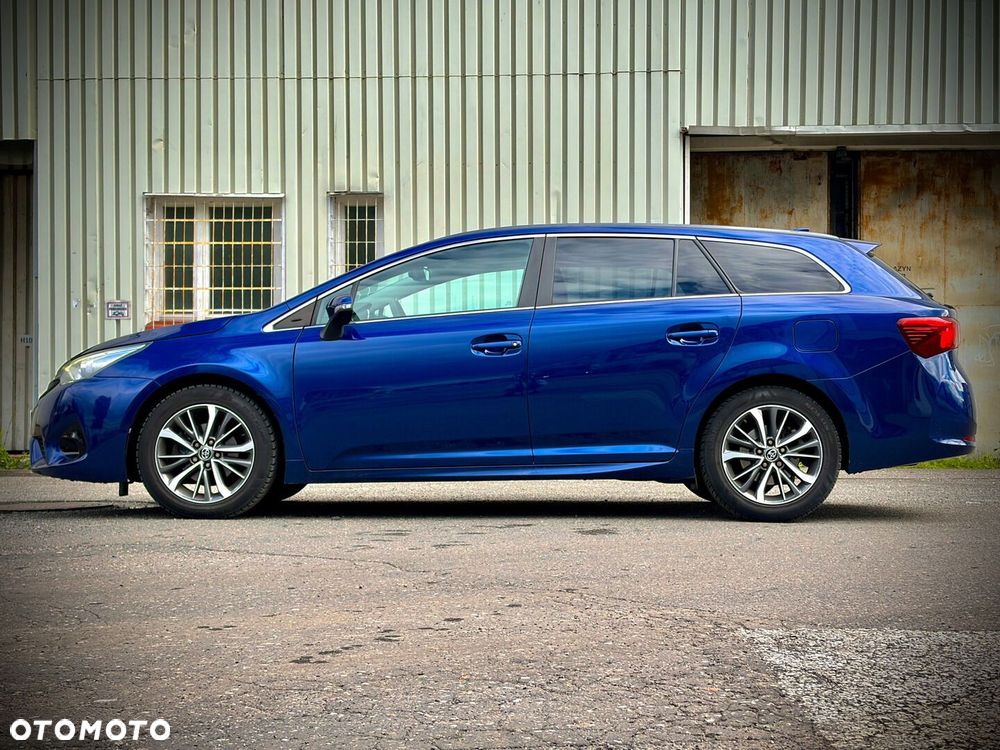 Toyota Avensis 2.0 Premium MS - 14